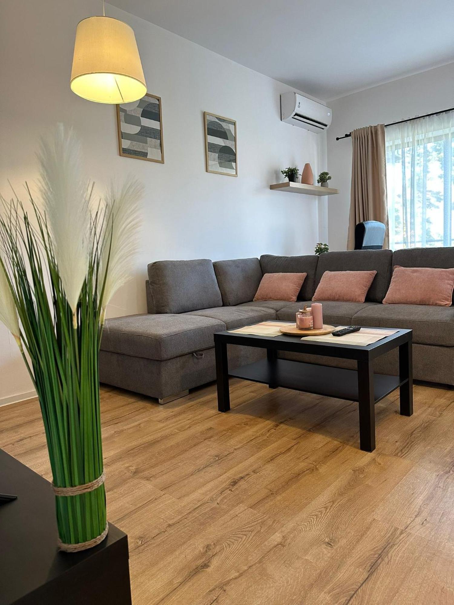 Lipatti 15 Premium Apartments By Glam Apartments Тімішоара Екстер'єр фото